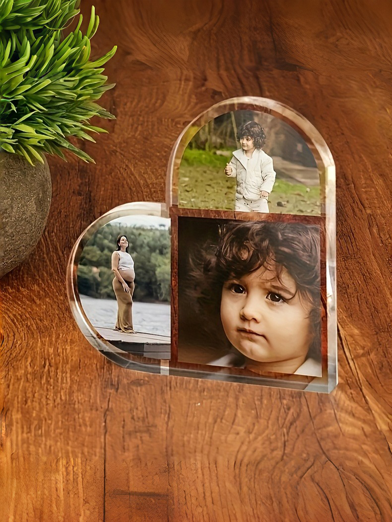 Personalized Acrylic Heart-Shaped Photo Decoration